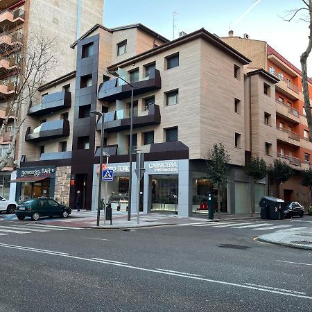 Apartamentos Palacio De Yolanda Zamora Luaran gambar