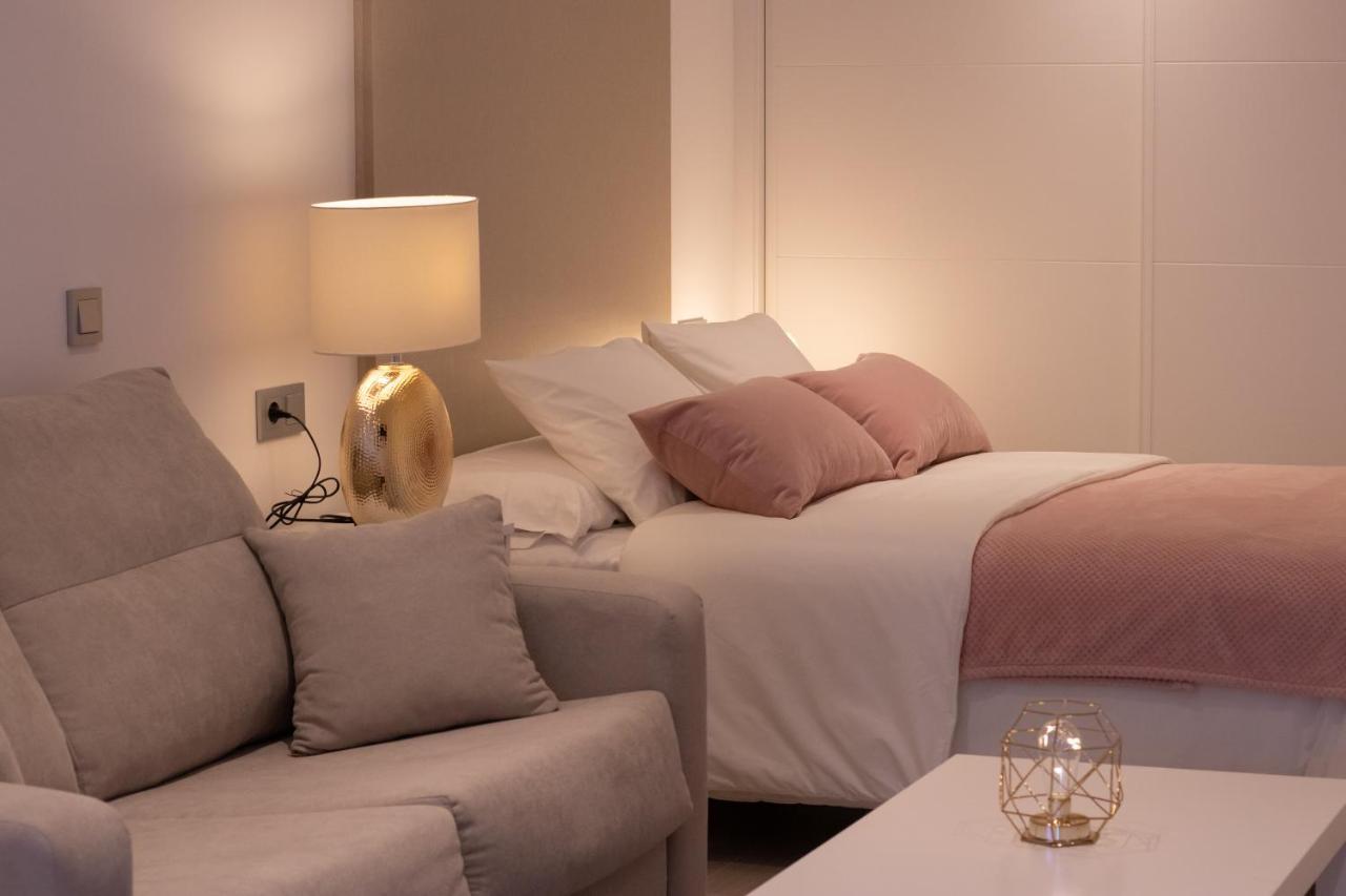 Apartamentos Palacio De Yolanda Zamora Luaran gambar