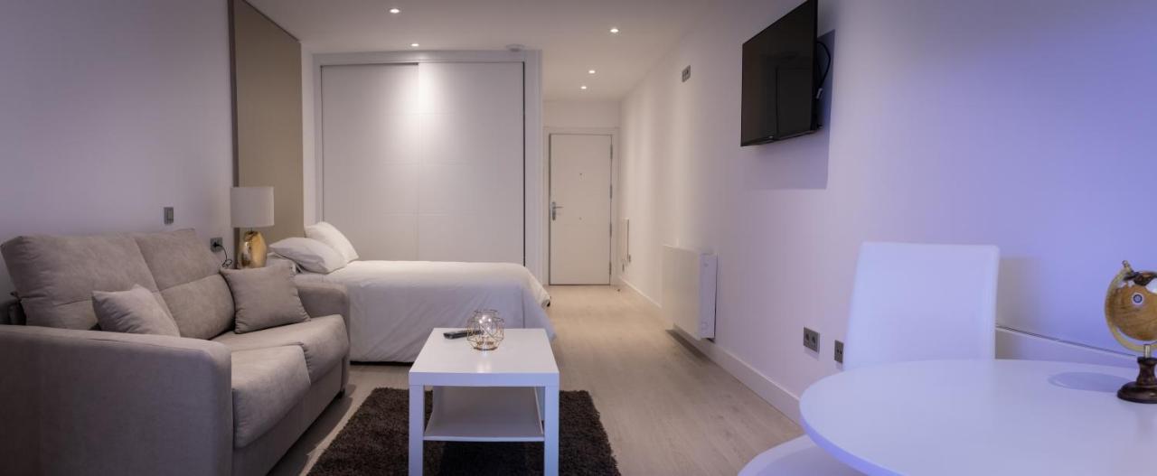 Apartamentos Palacio De Yolanda Zamora Luaran gambar