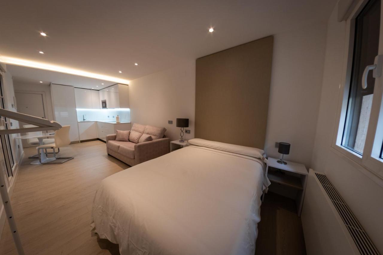 Apartamentos Palacio De Yolanda Zamora Luaran gambar