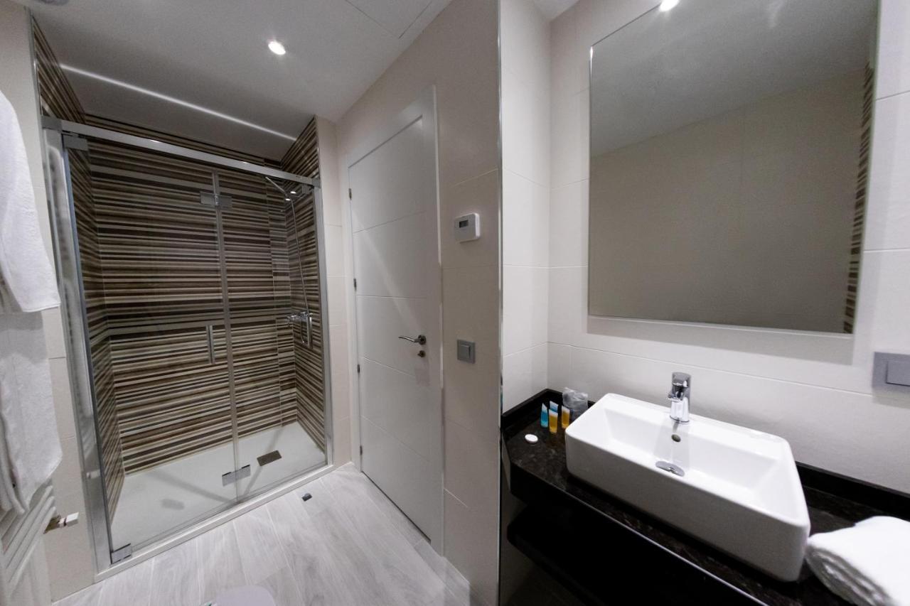 Apartamentos Palacio De Yolanda Zamora Luaran gambar