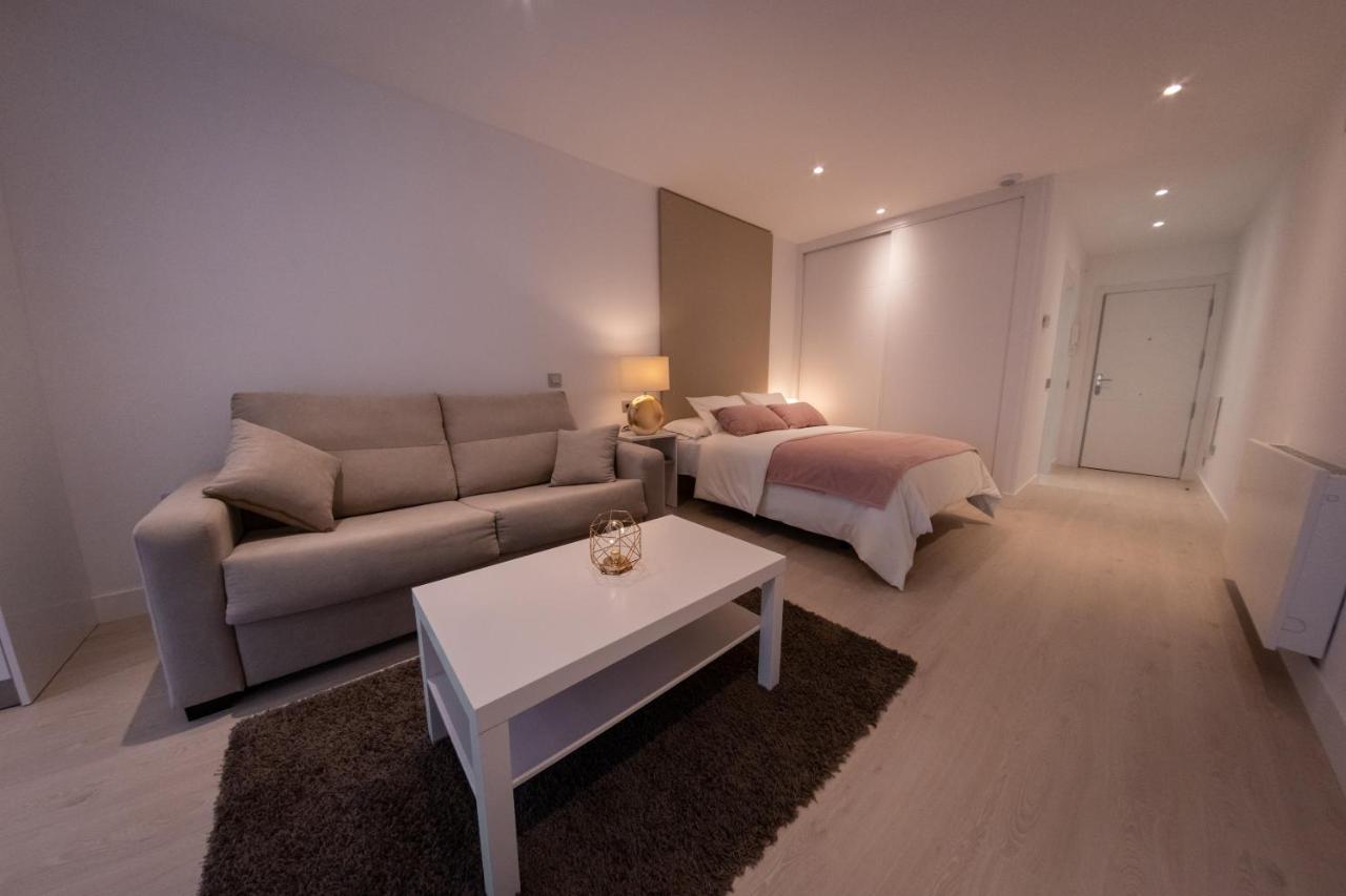 Apartamentos Palacio De Yolanda Zamora Luaran gambar