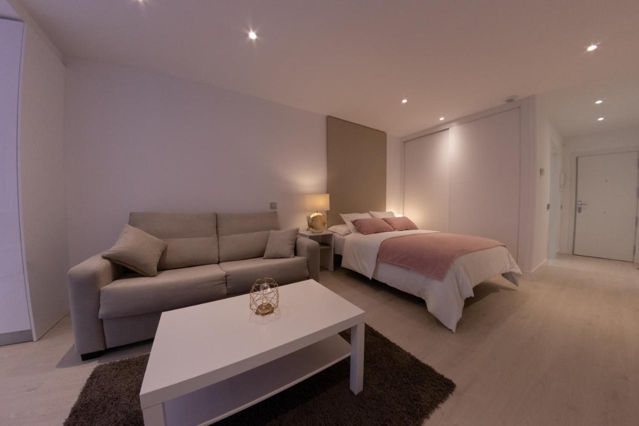 Apartamentos Palacio De Yolanda Zamora Luaran gambar